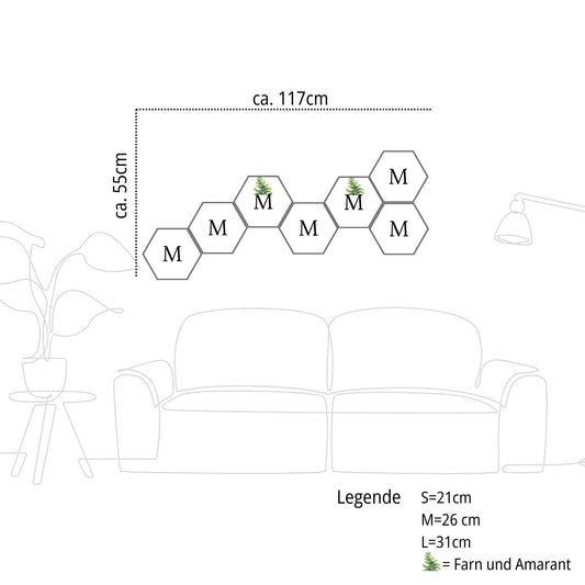 Symmetrisches 7-teiliges Moosbild Set Hexagon in Waben-Optik über einem Sofa – Moderne Natur-Wanddekoration handgefertigt von MoosSchmiede.