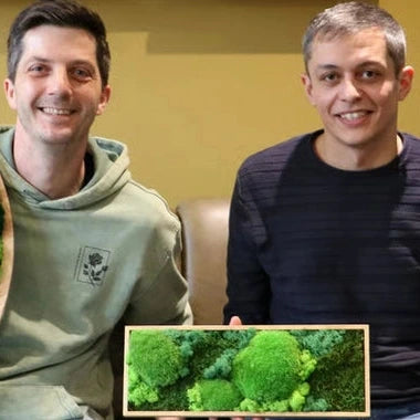 Jan links und sami rechts Gründer der Moosschmiede